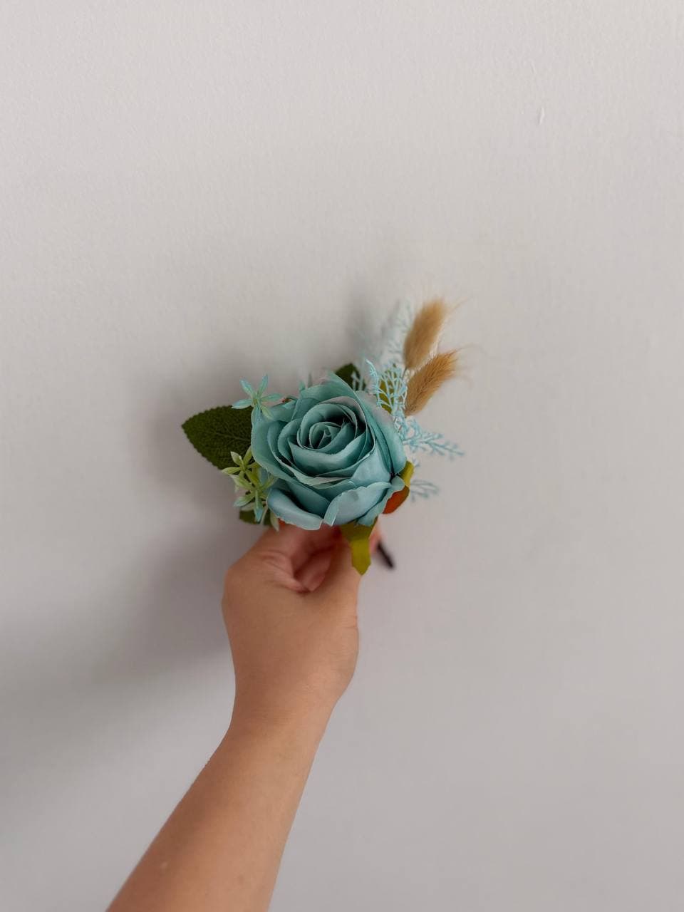 ARTIFICIAL BOUQUET